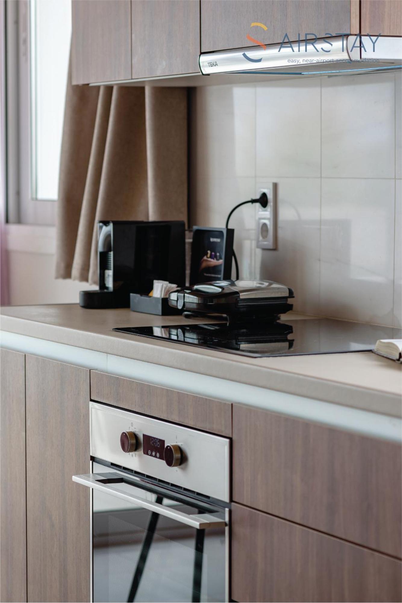 Apartment Akali Airport By Airstay